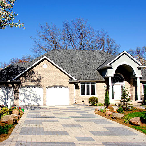 What Homeowners Should Ask Before Booking a House Washing Service